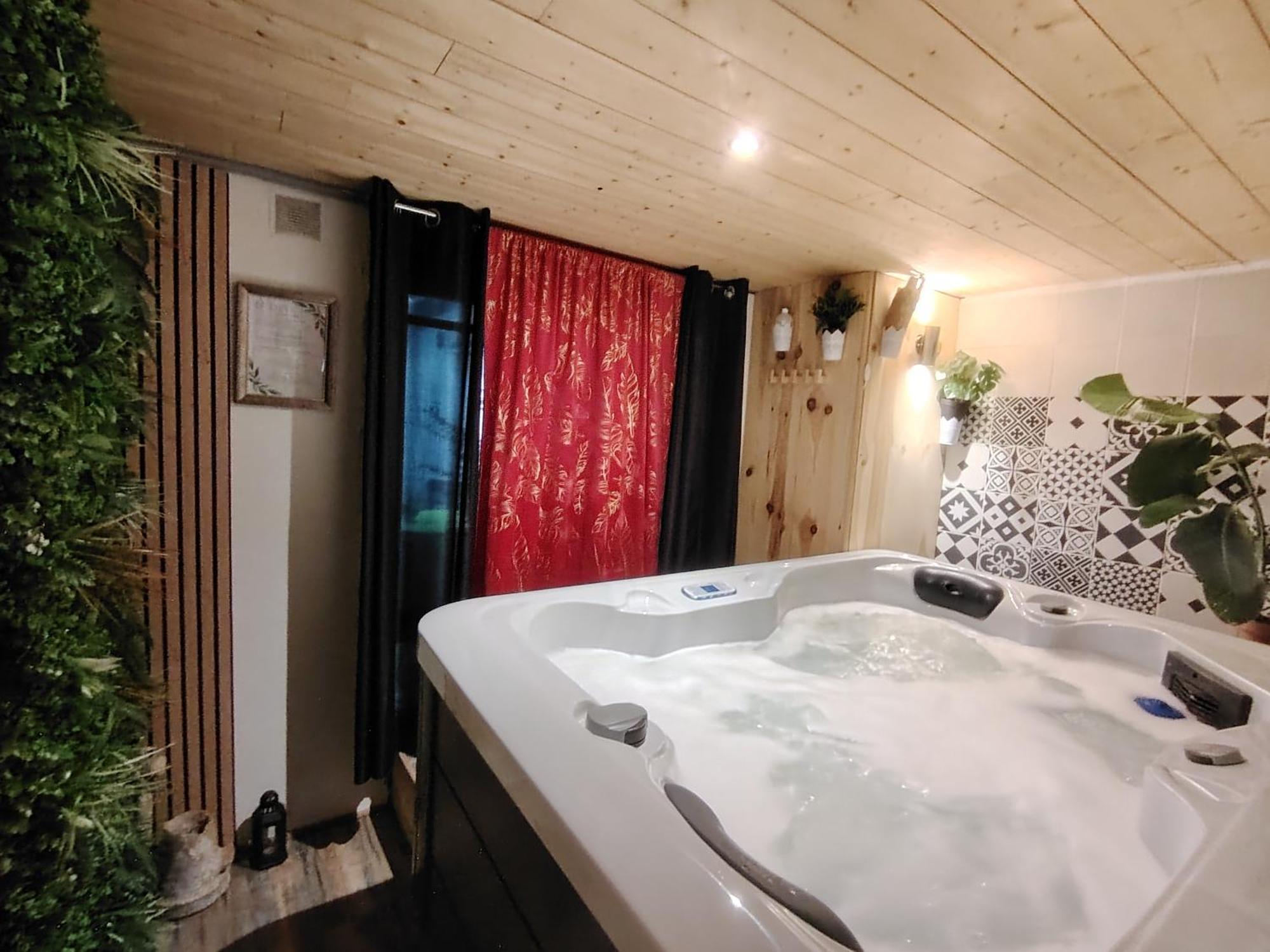 Sweet Loft Grenoble-love Avec Jacuzzi & Sauna Apartment *